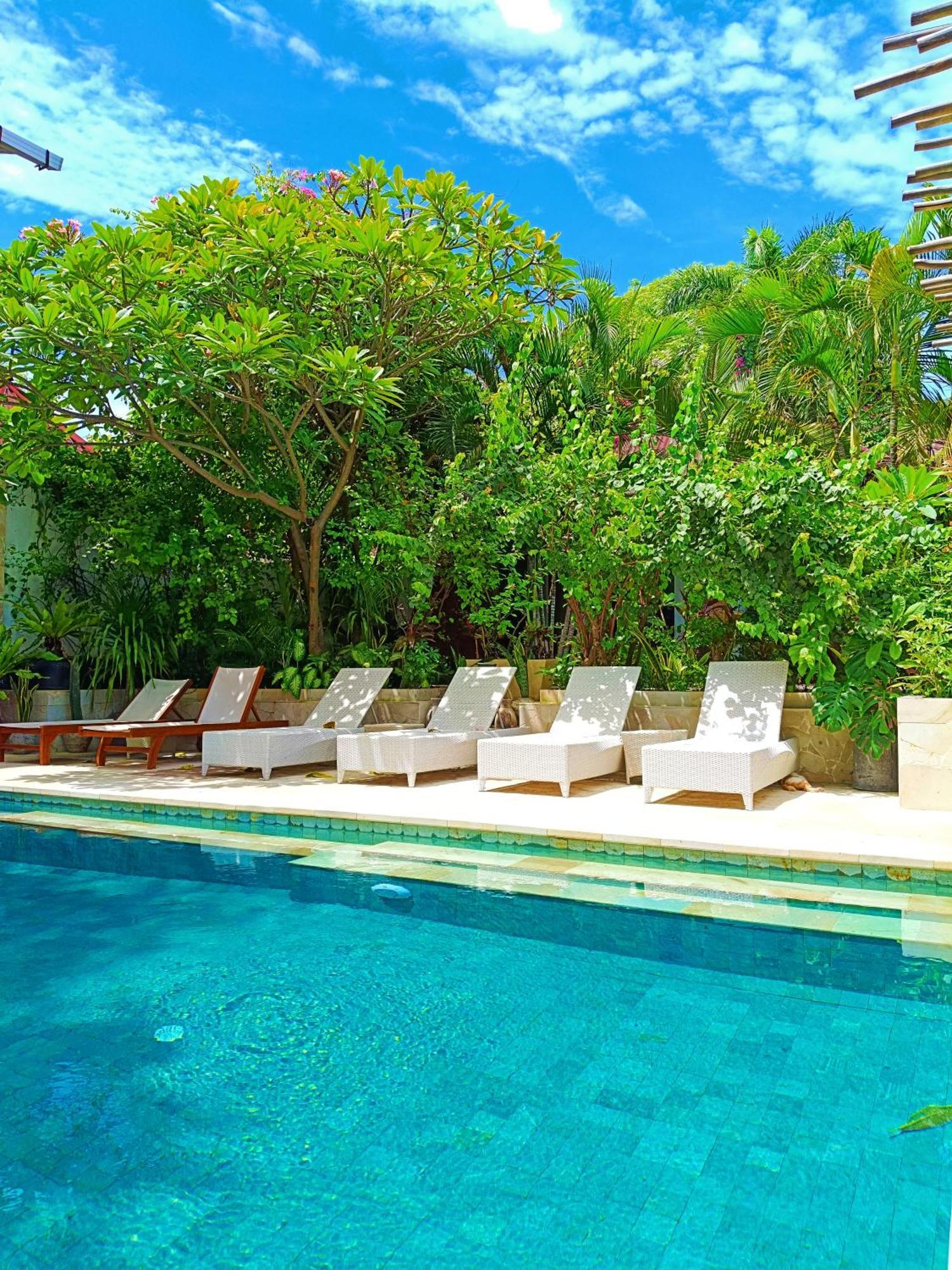 Bale Sampan Bungalows Gili Trawangan Exterior foto