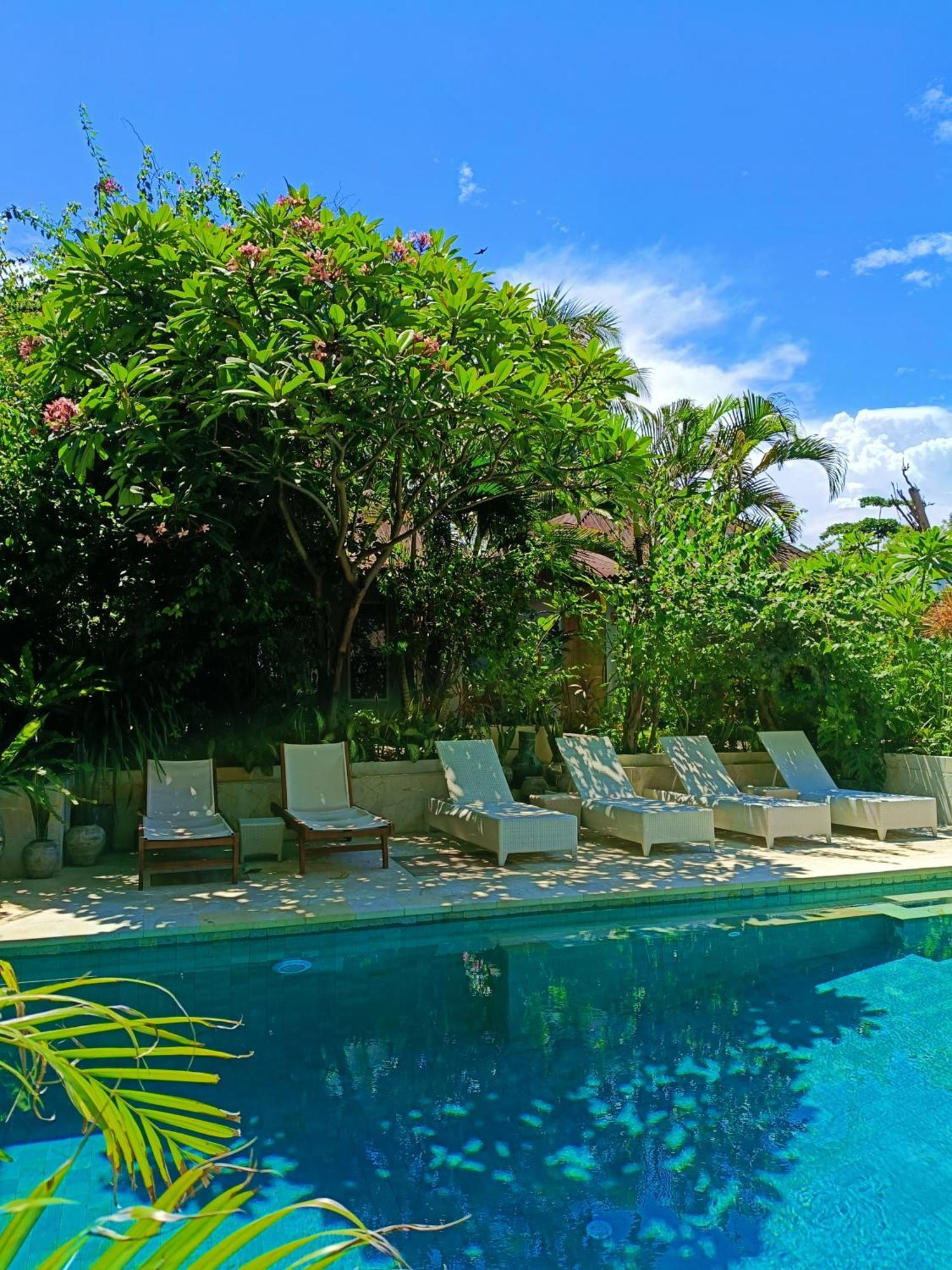 Bale Sampan Bungalows Gili Trawangan Exterior foto
